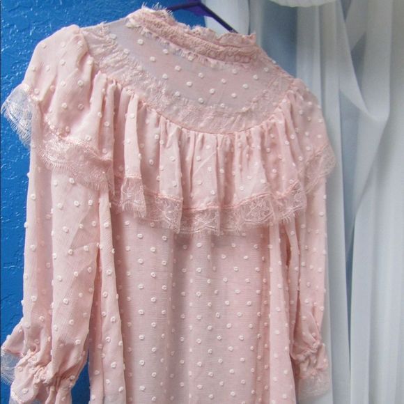 Swiss dot pink ruffle blouse with front buttons and lace detail - Picture 7 of 13